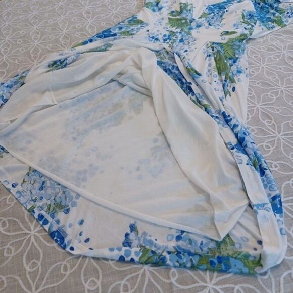 Boden Floral Print Flutter Sleeve Dress - Picture 8 of 15